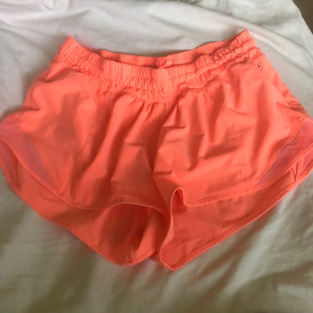 Lulu lemon Hotty hot shorts